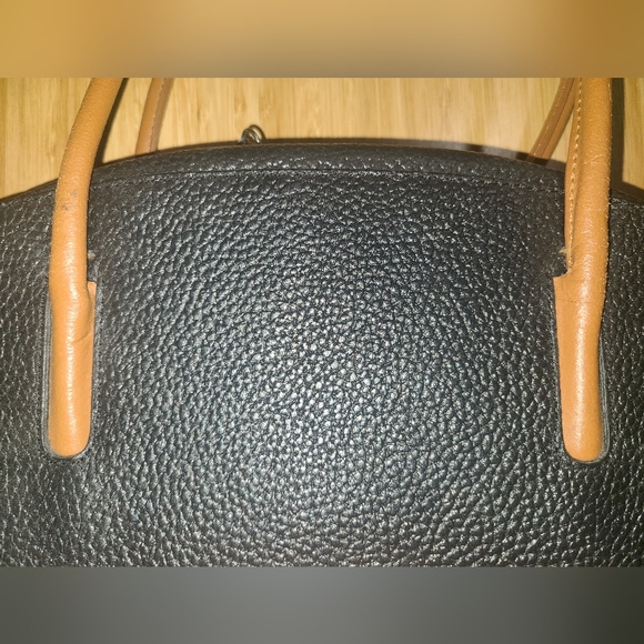 Cleo And Patek Italy Shoulder Bag - Picture 12 of 16